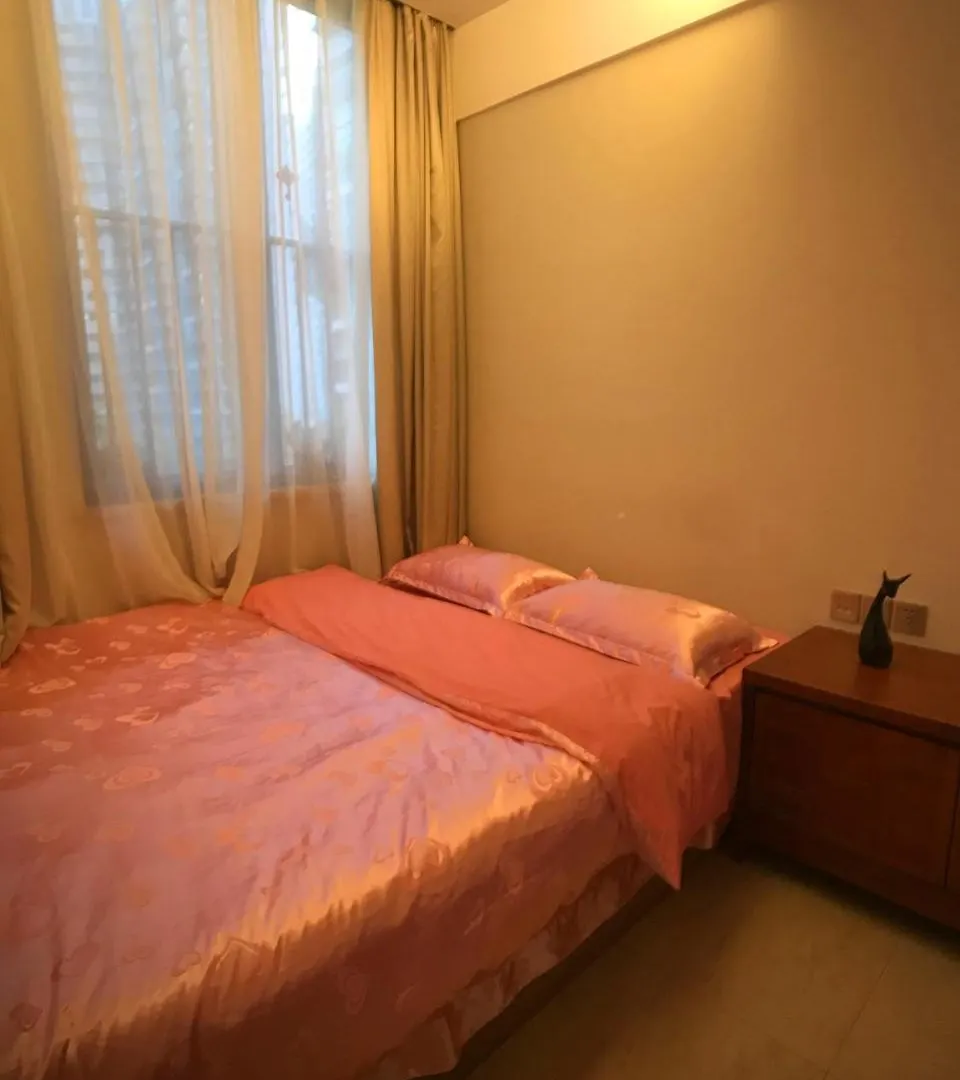 Sanya Linglong Lulushun Hotel
