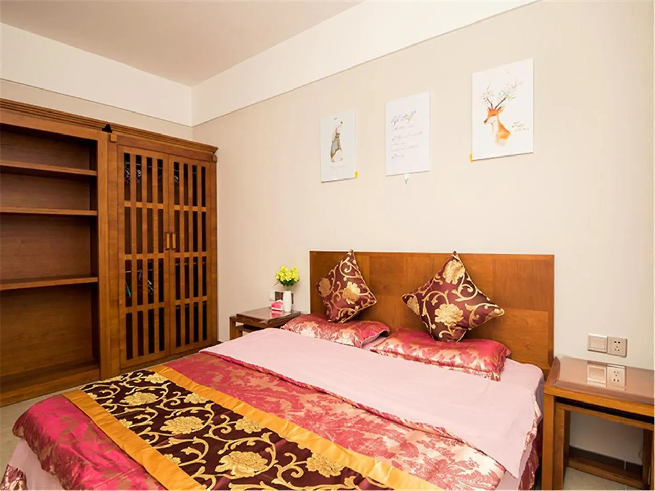 Sanya Linglong Lulushun Hotel