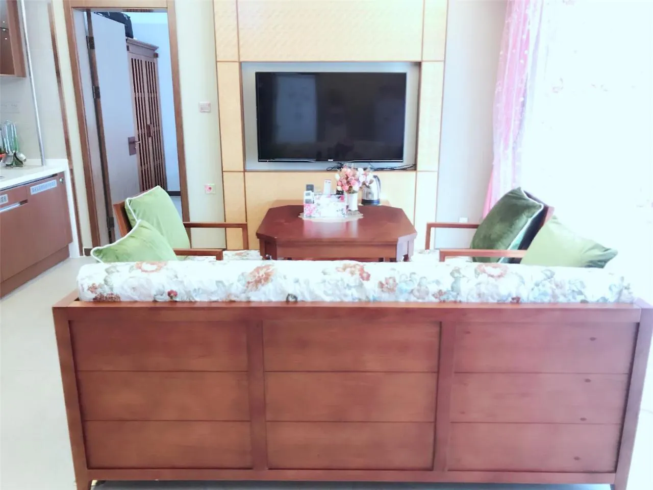 Sanya Linglong Lulushun Hotel 3*,  중국