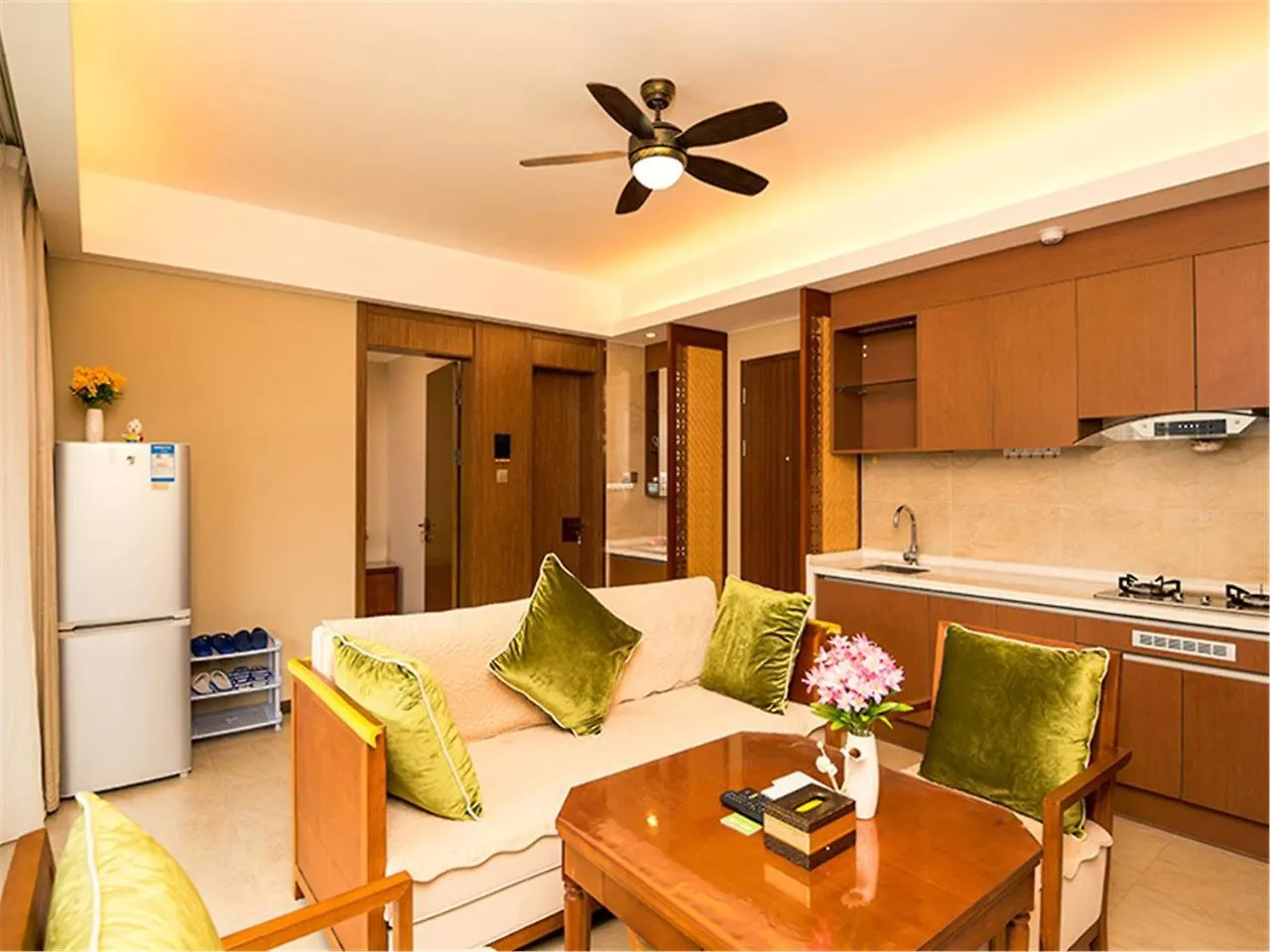 Sanya Linglong Lulushun Hotel 중국