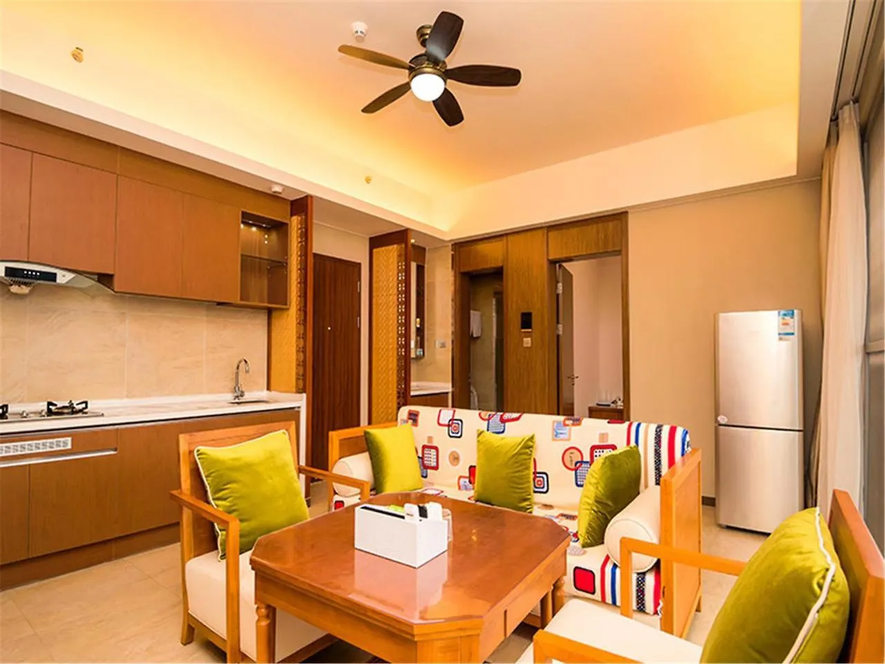 Sanya Linglong Lulushun Hotel
