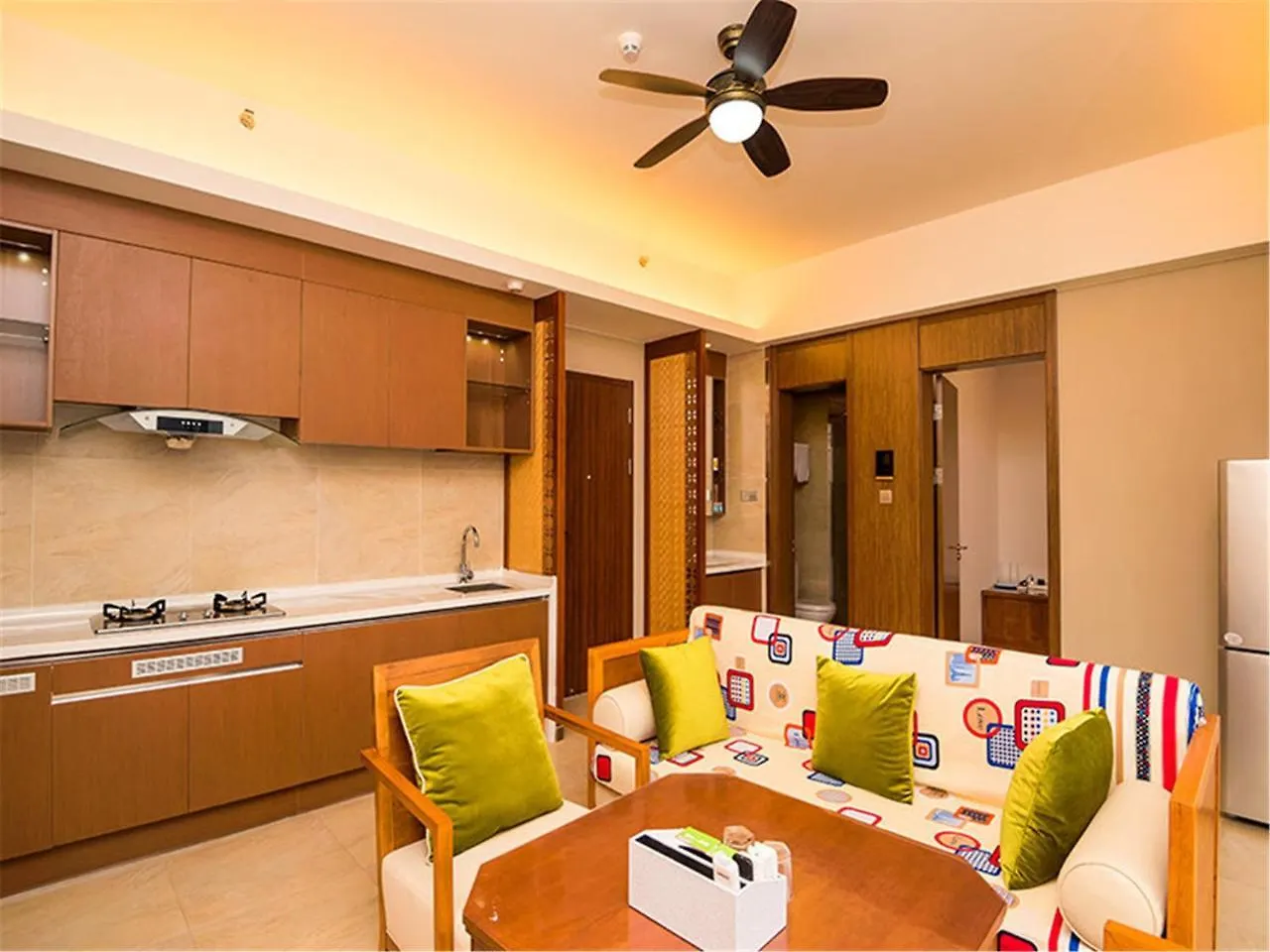 Sanya Linglong Lulushun Hotel 중국