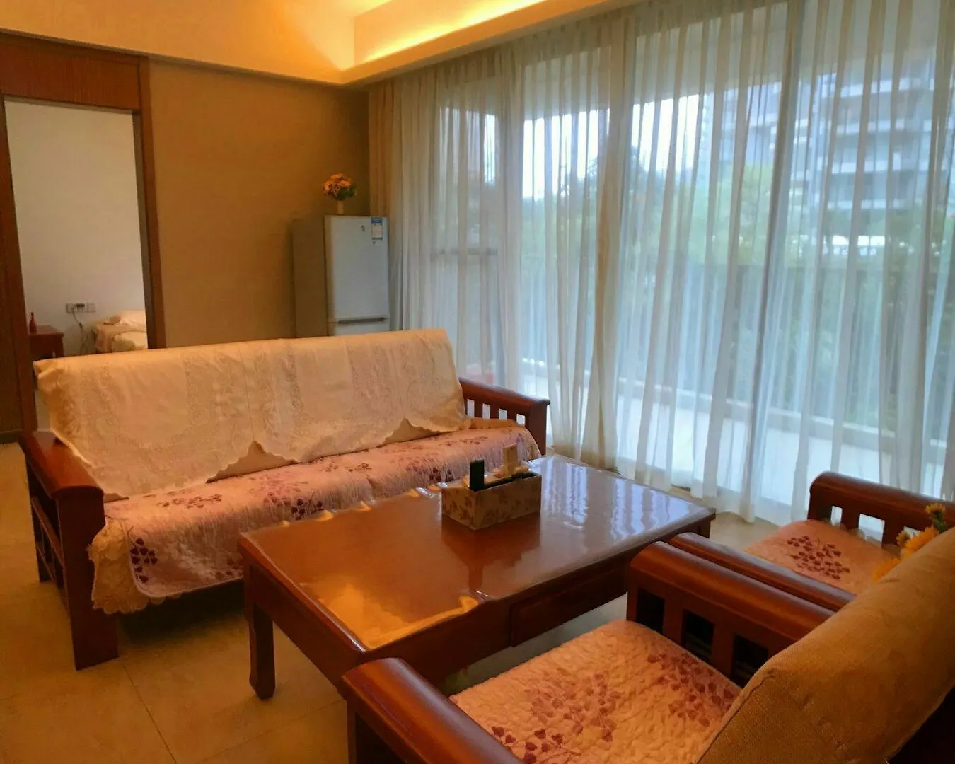 Sanya Linglong Lulushun Hotel 3*,